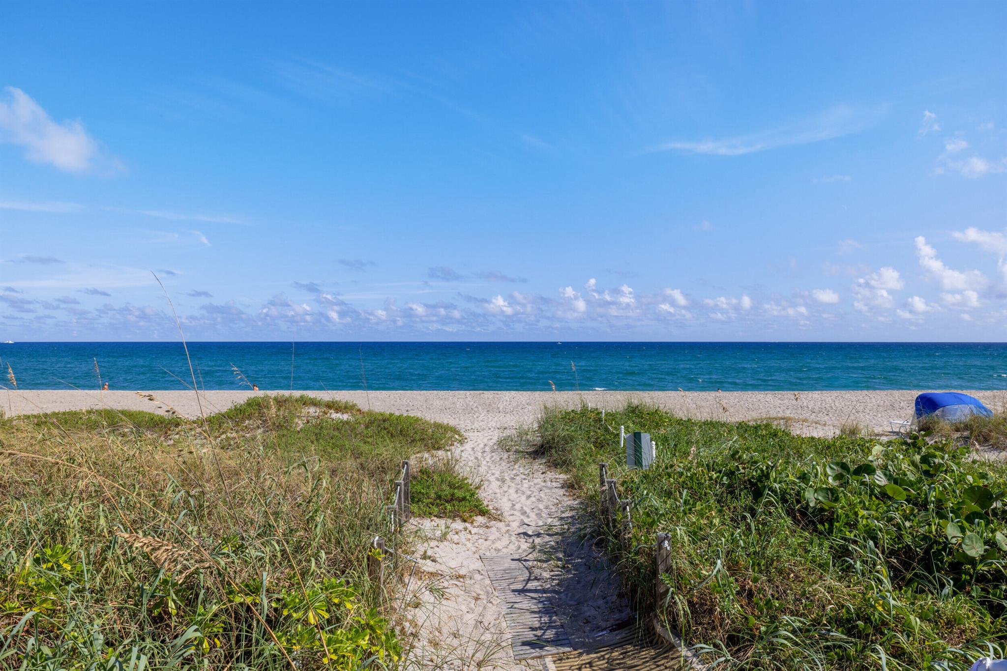 2778 S Ocean Boulevard 203s