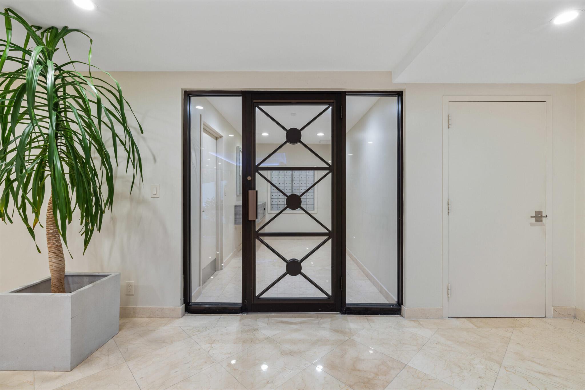 SUTTON PLACE CONDO - Residential