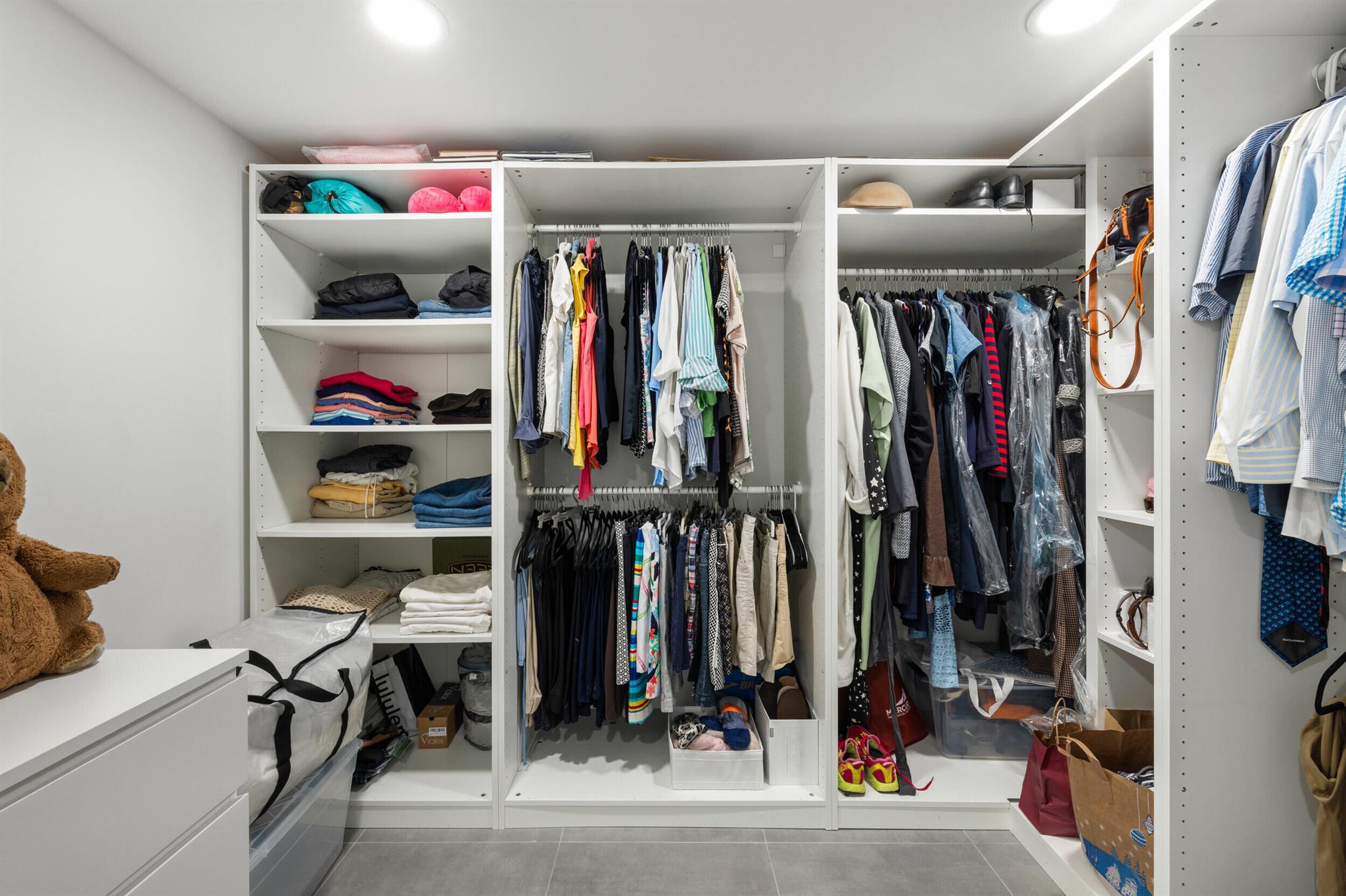 SUTTON PLACE CONDO - Residential