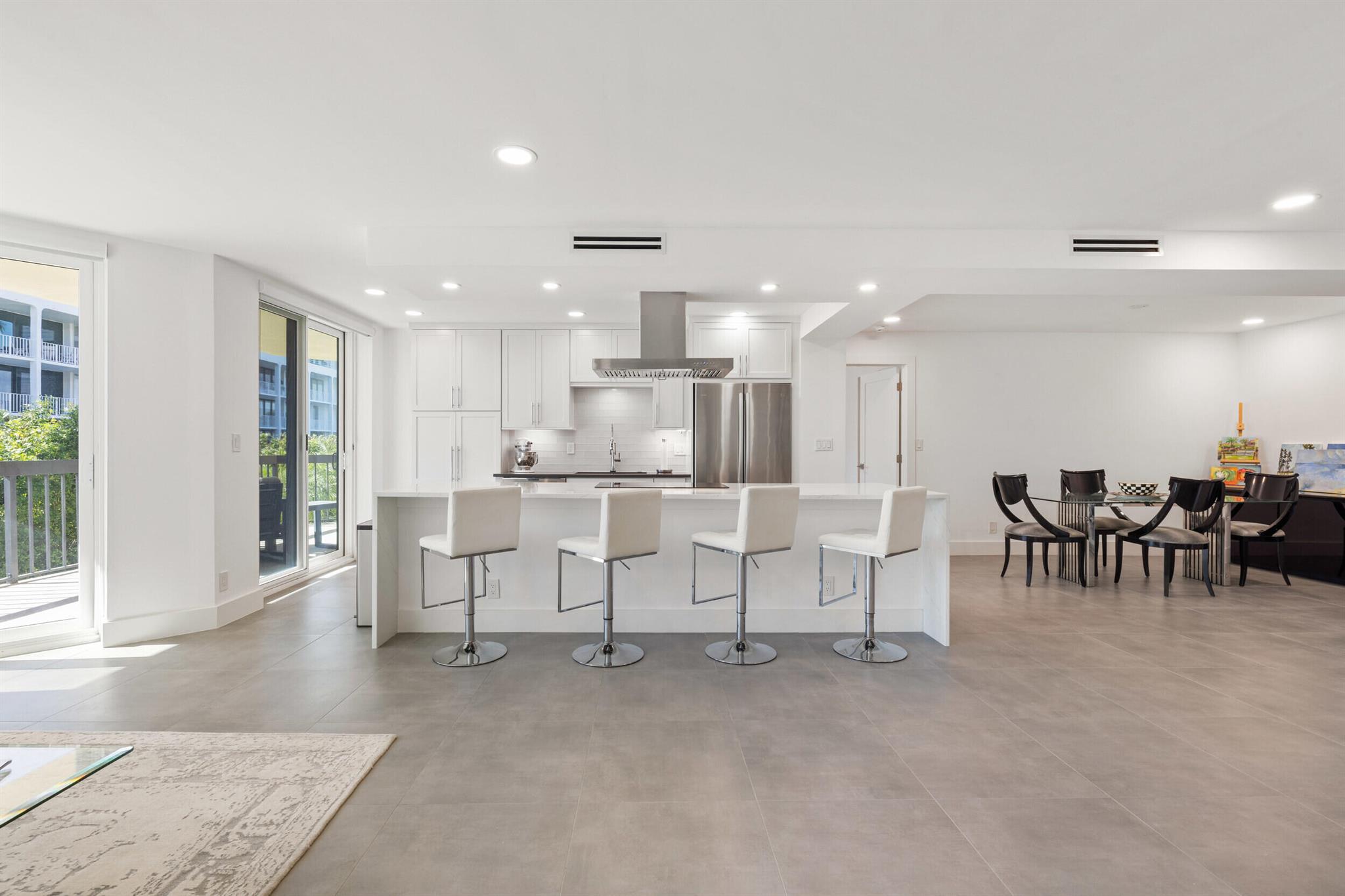 SUTTON PLACE CONDO - Residential