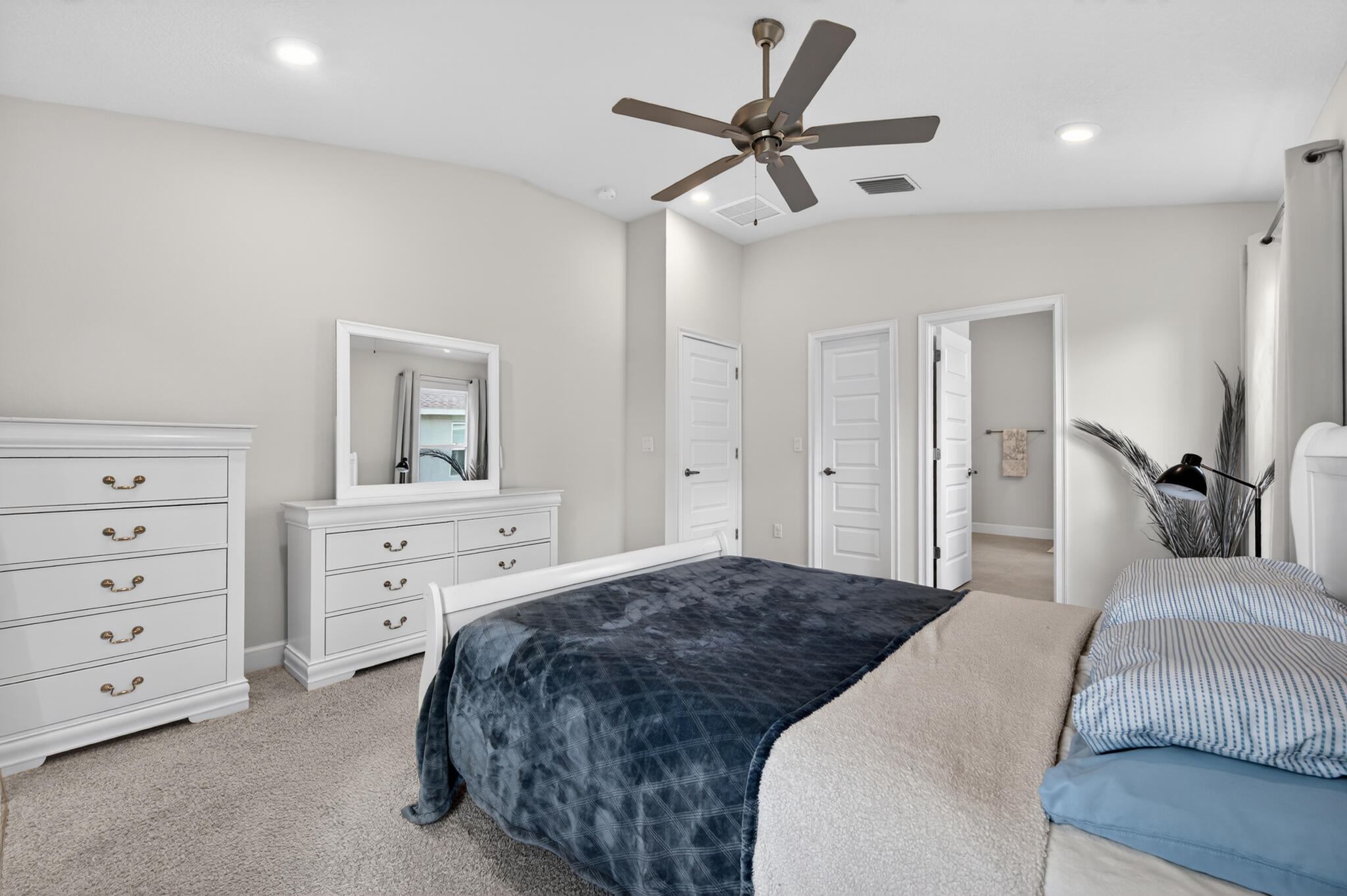 WATERSTONE - Residential