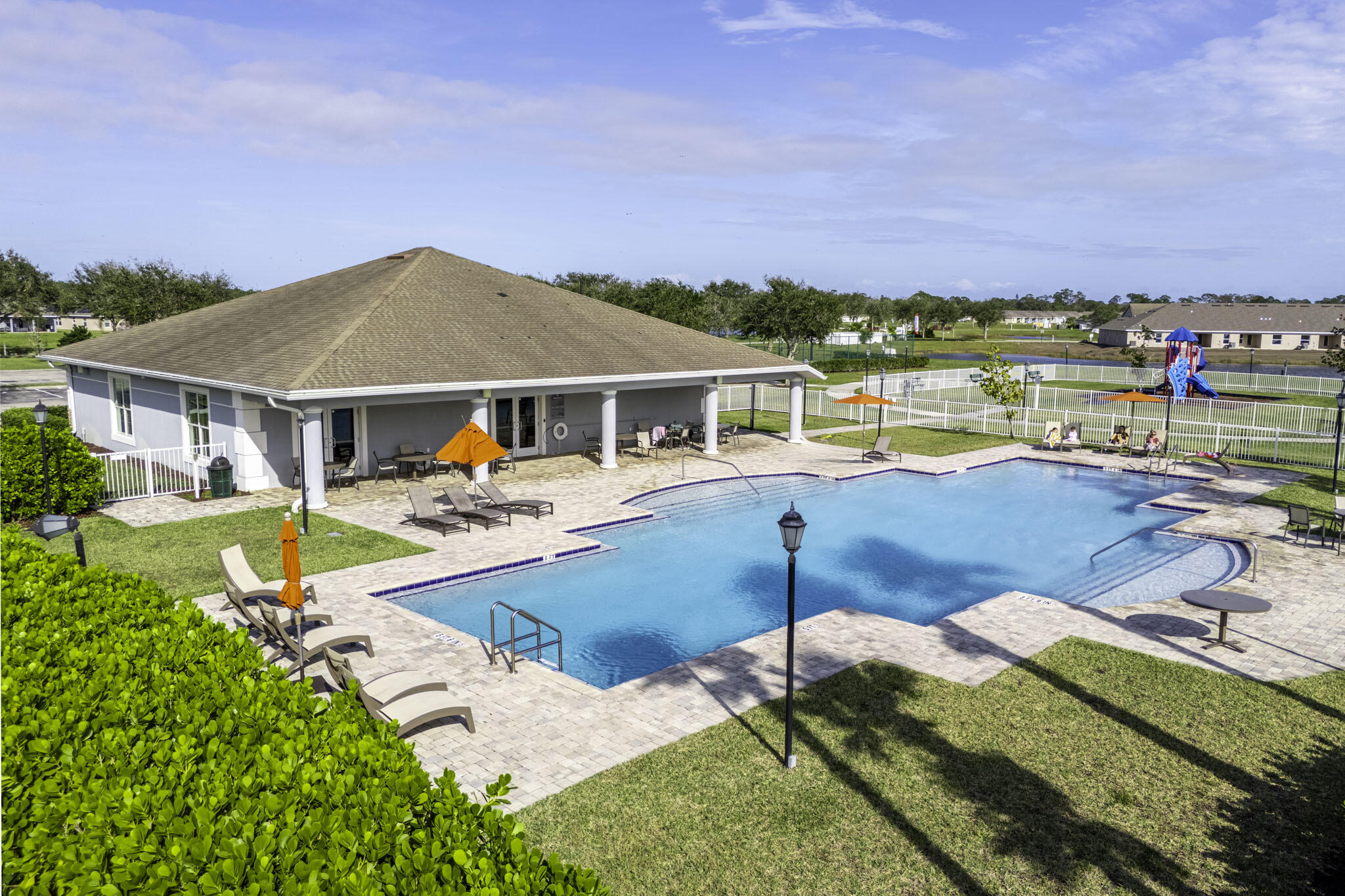 WATERSTONE - Residential