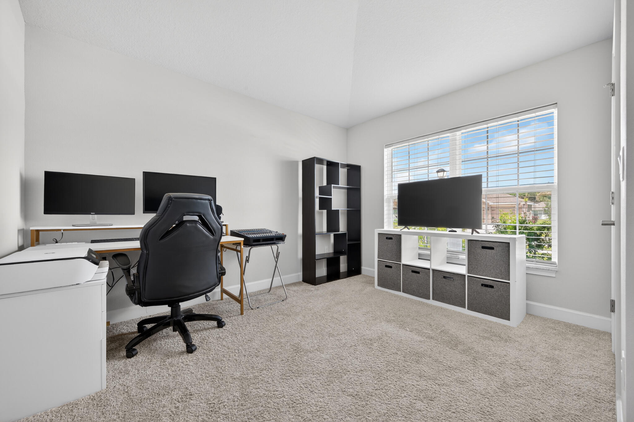 WATERSTONE - Residential