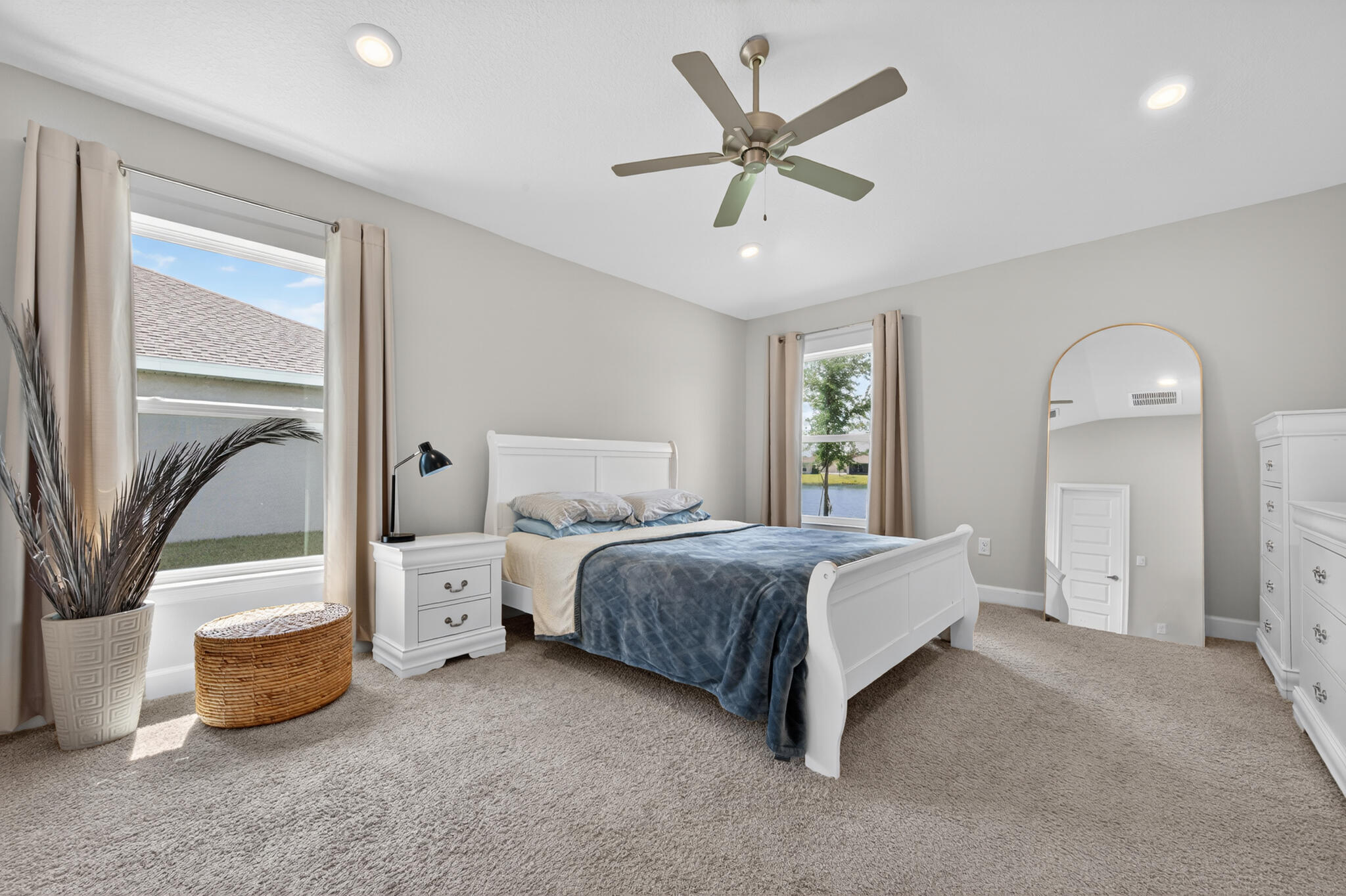 WATERSTONE - Residential