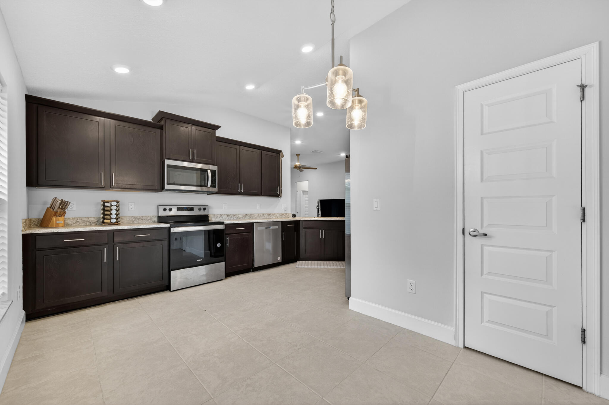 WATERSTONE - Residential