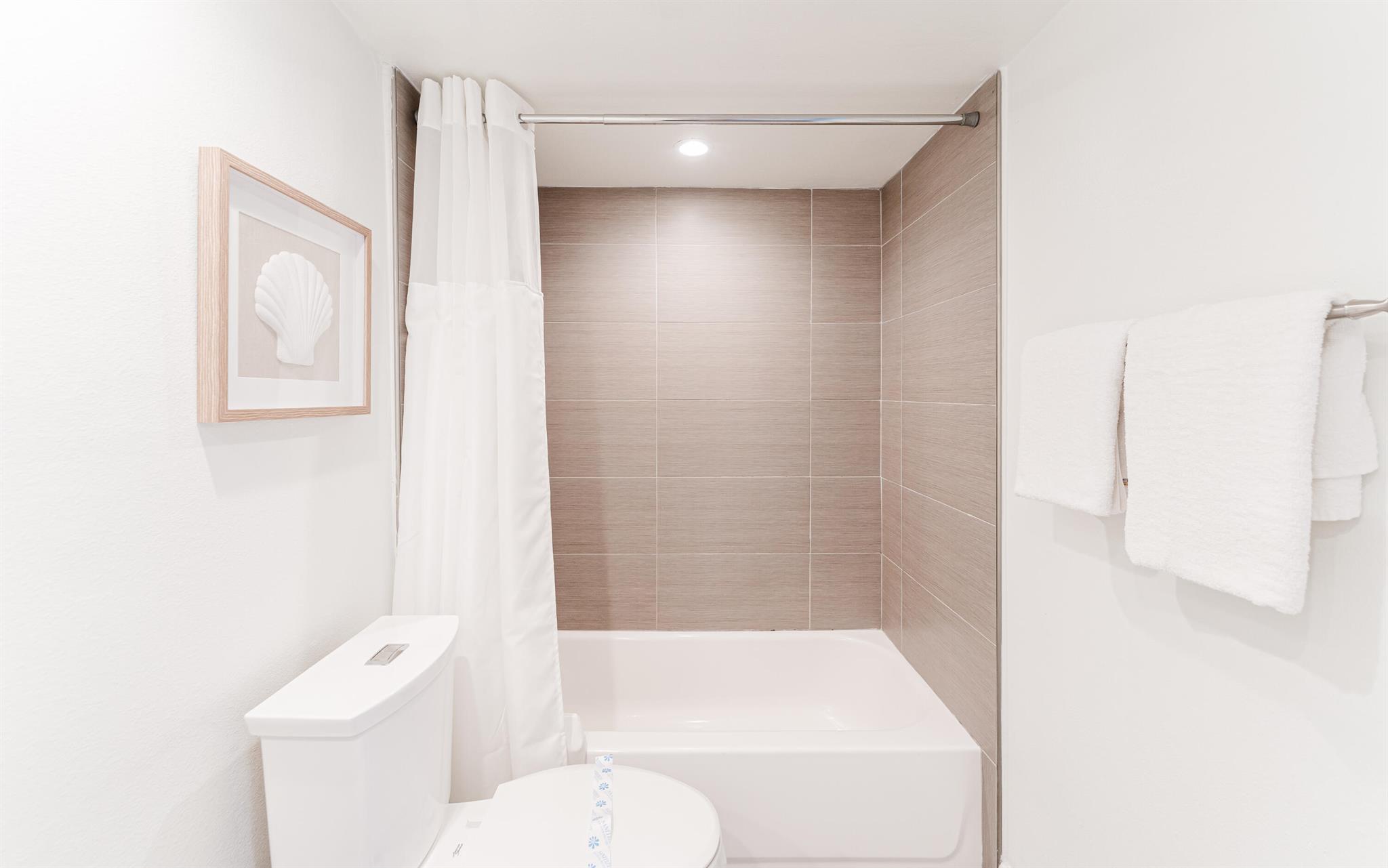 BOCA RATON RIVIERA UNIT D - Residential Lease
