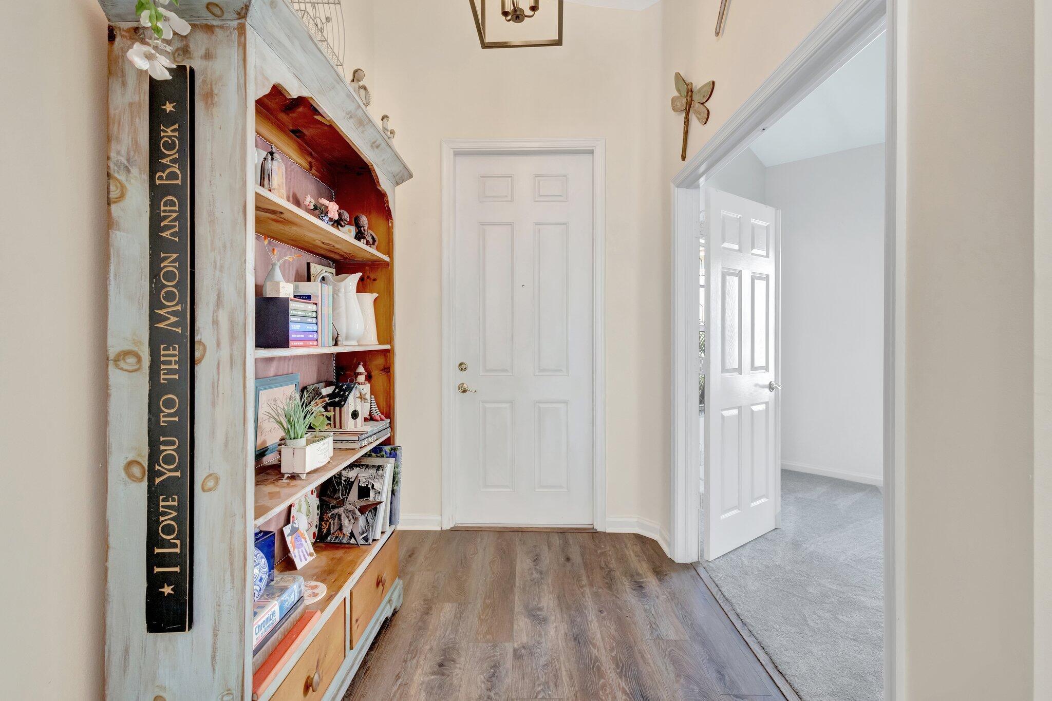 352 NW Granville Street
