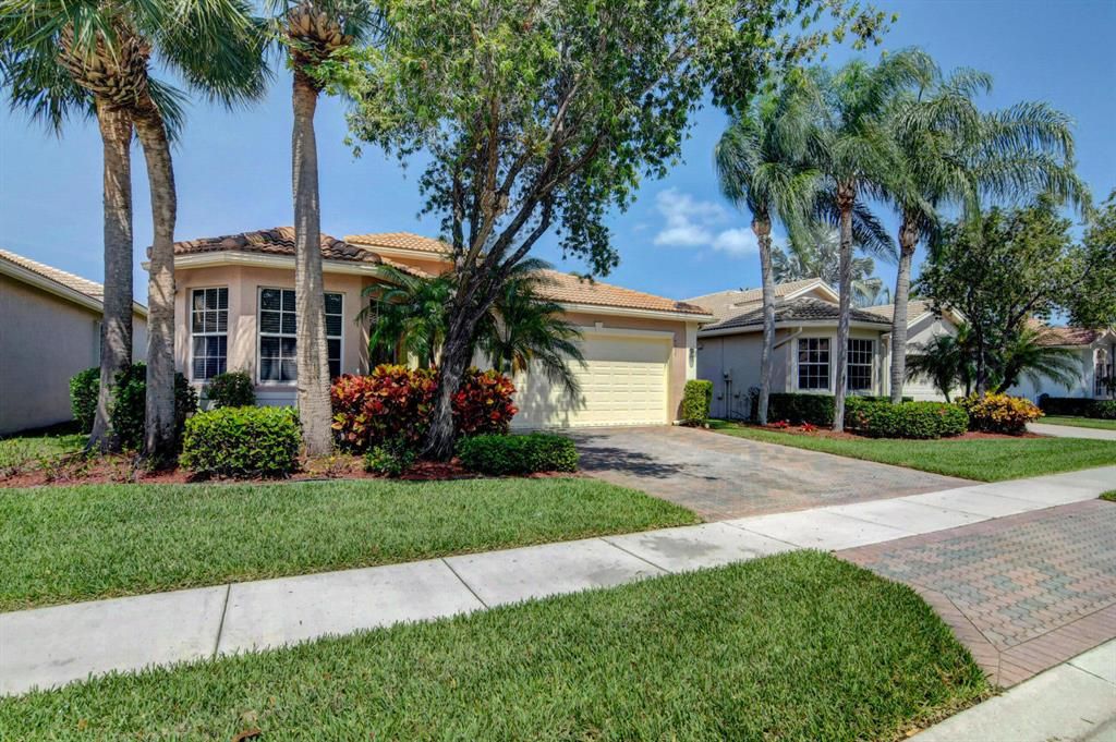Photo of 7559 Cape Verde Lane Ln, Lake Worth Beach, FL 33467 (MLS # R10799006)