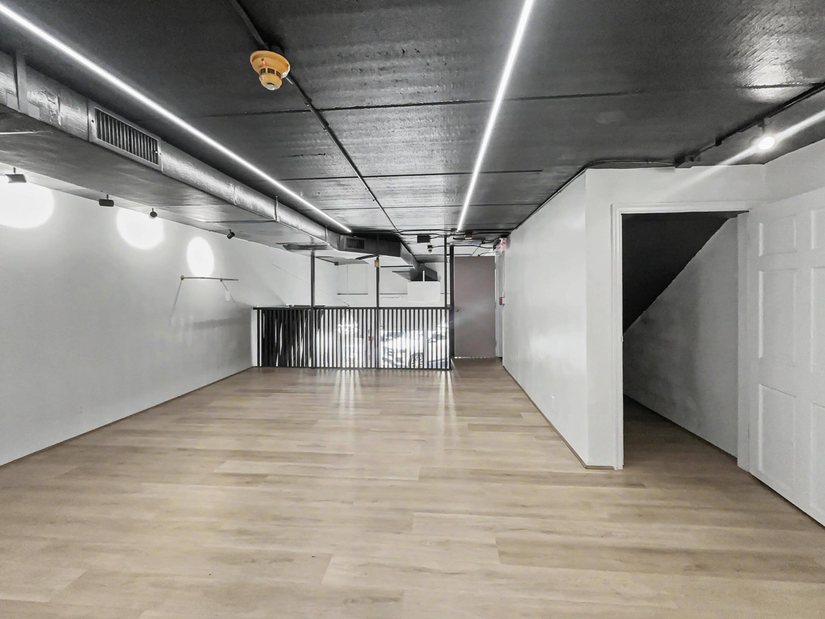 3020 N Federal Highway #6