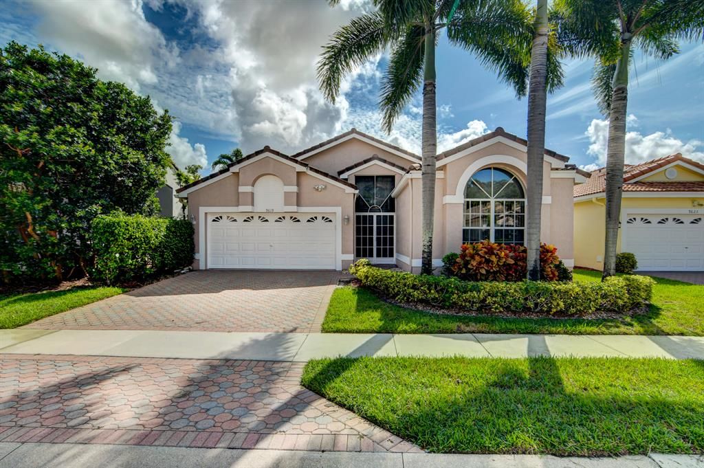Photo of 9619 Honeybell Circle, Boynton Beach, FL 33437 (MLS # R10746238)