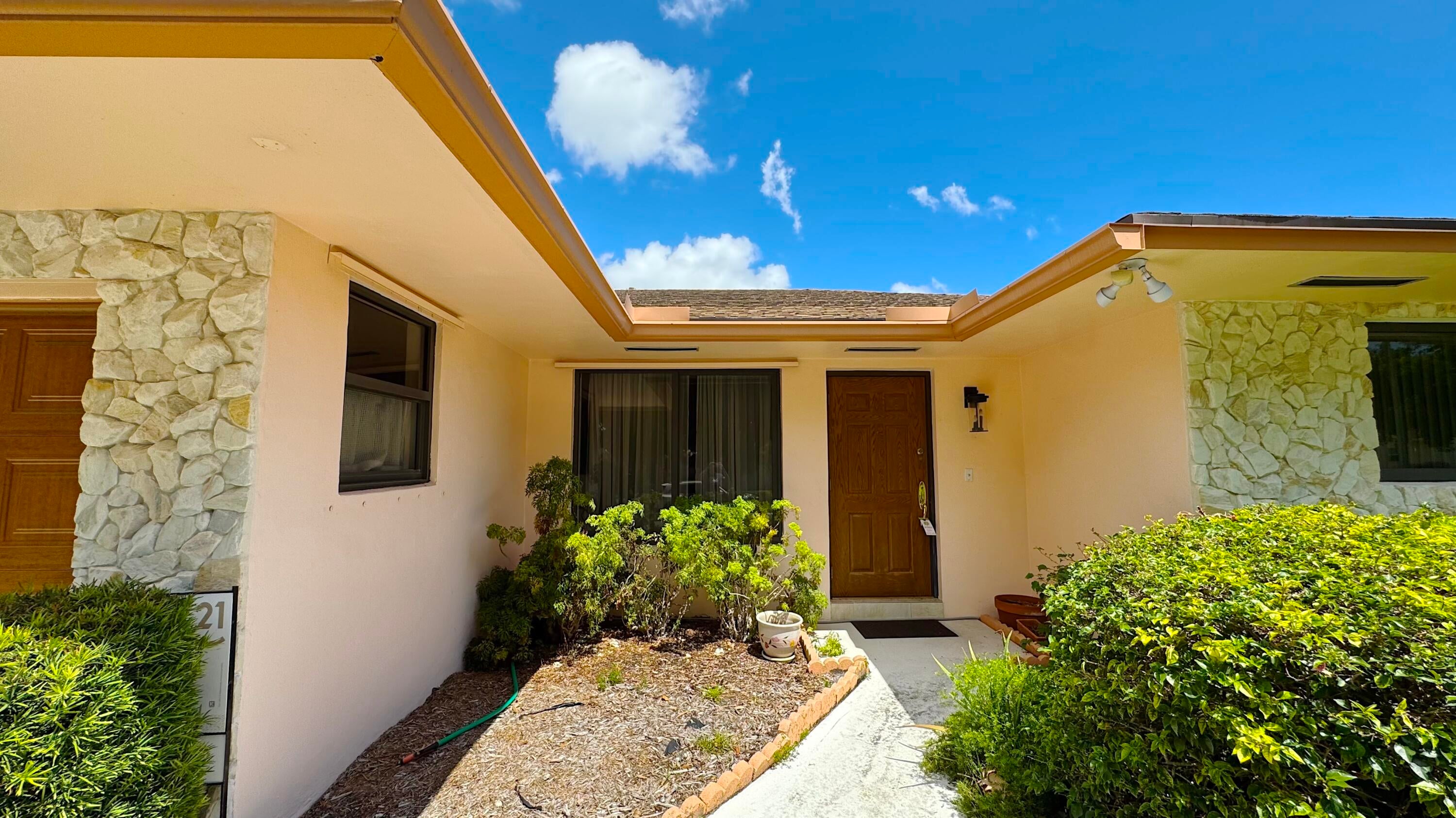309 SE 4TH Street