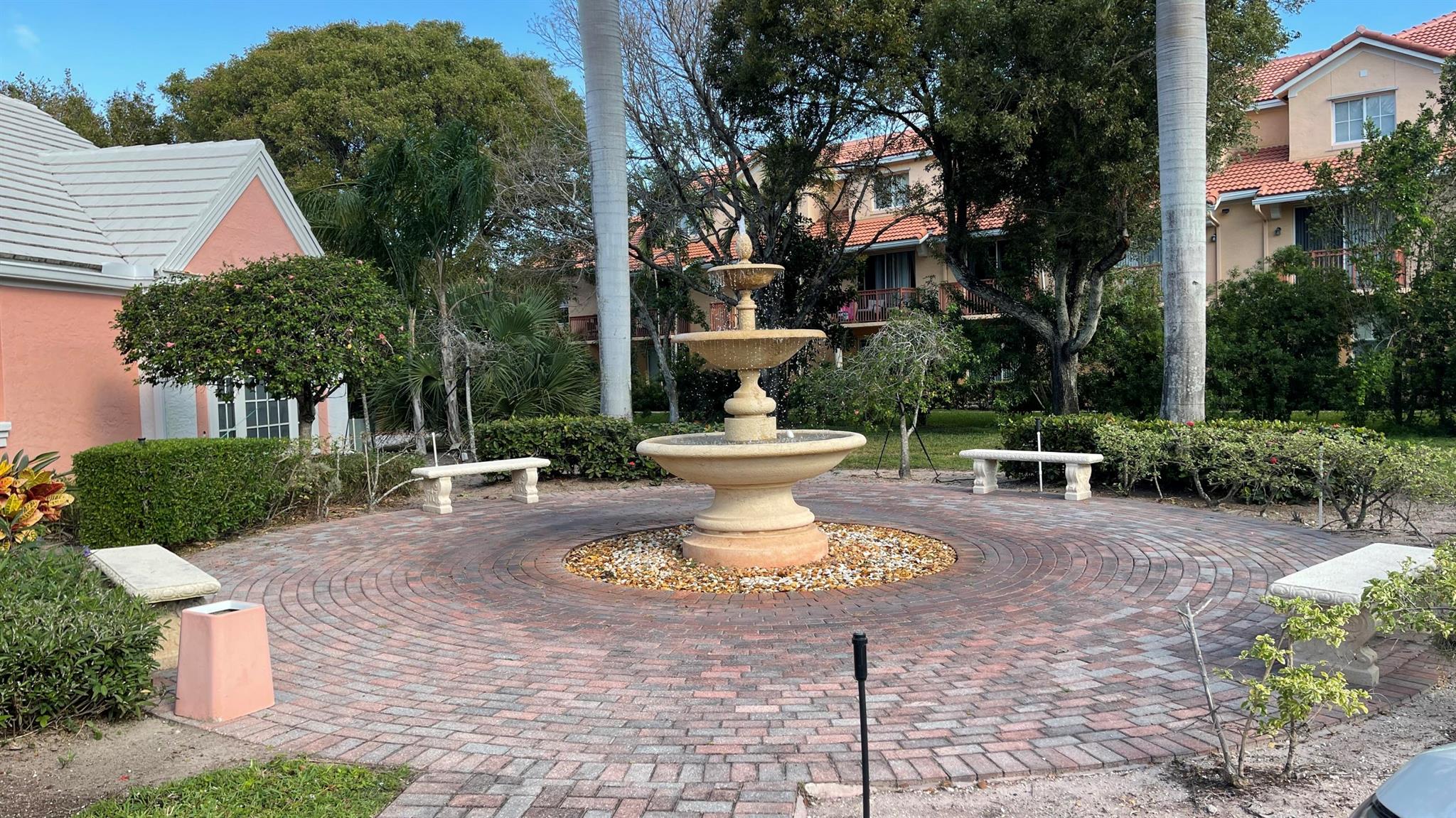 1350 Crystal Way 106