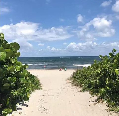 A home in Deerfield Beach