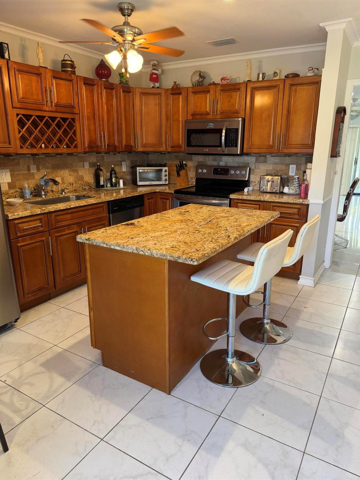 BOCA LAKES CONDO - Residential Lease