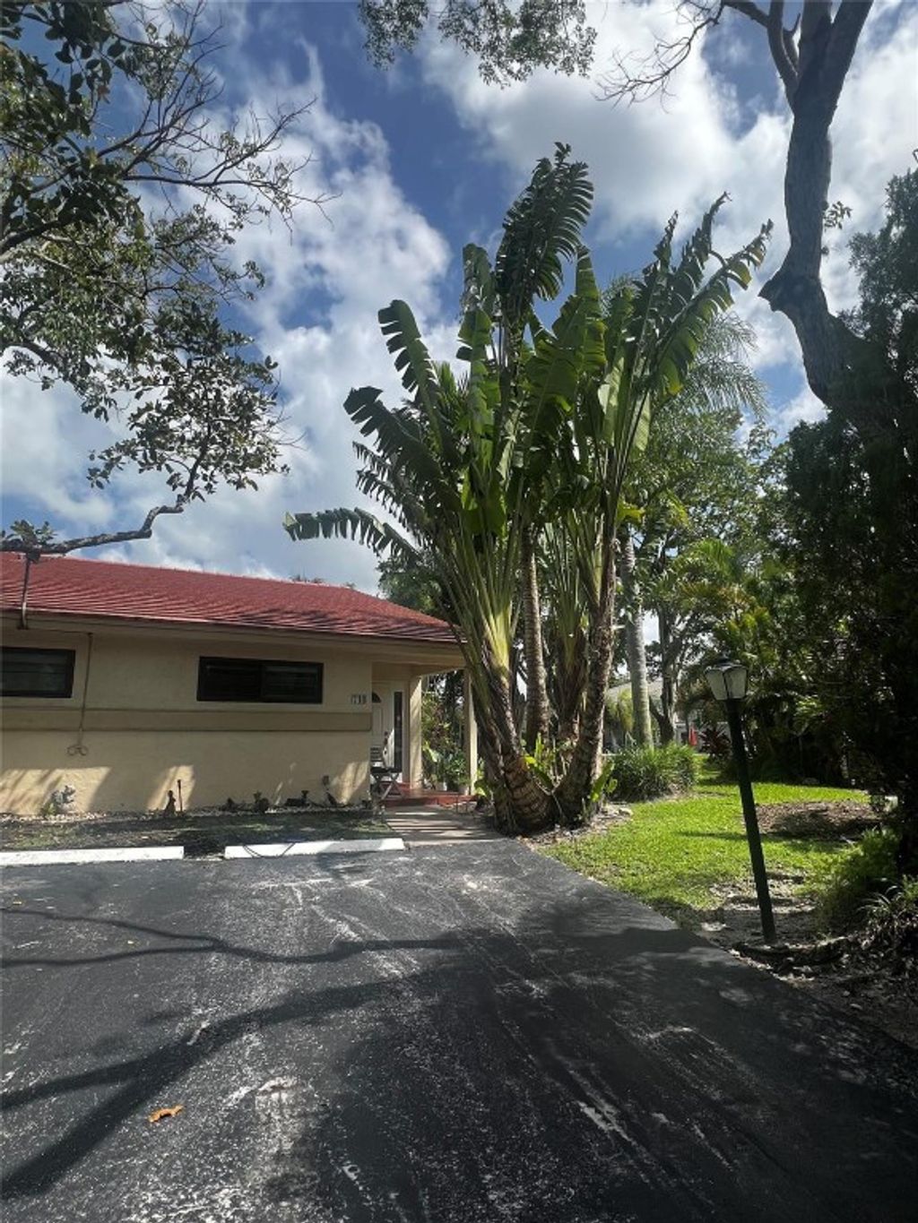 Photo of 718 SW 88th Terrace #718, Plantation, FL 33324 (MLS # F10530998)