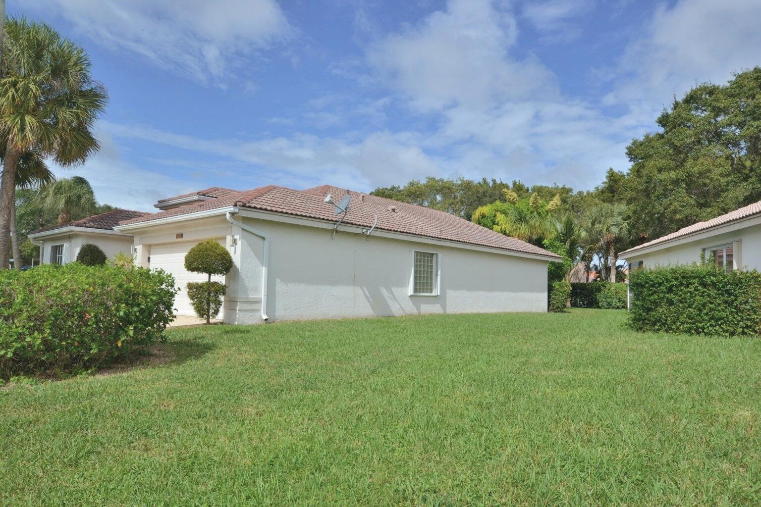 8179 WHITE ROCK Circle
