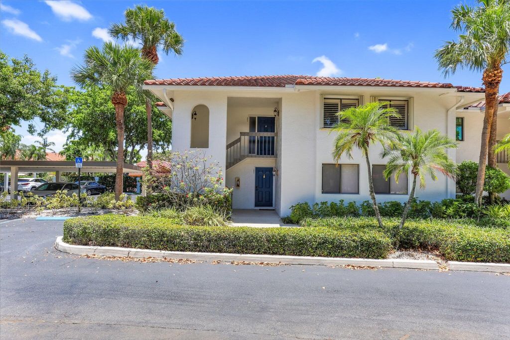 Photo of 60 Pelican Pointe Drive #201, Delray Beach, FL 33483 (MLS # R11098880)