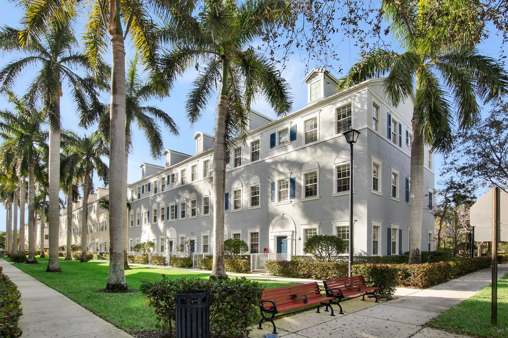 Photo of 108 Locustberry Lane #105, Jupiter, FL 33458 (MLS # R10866558)