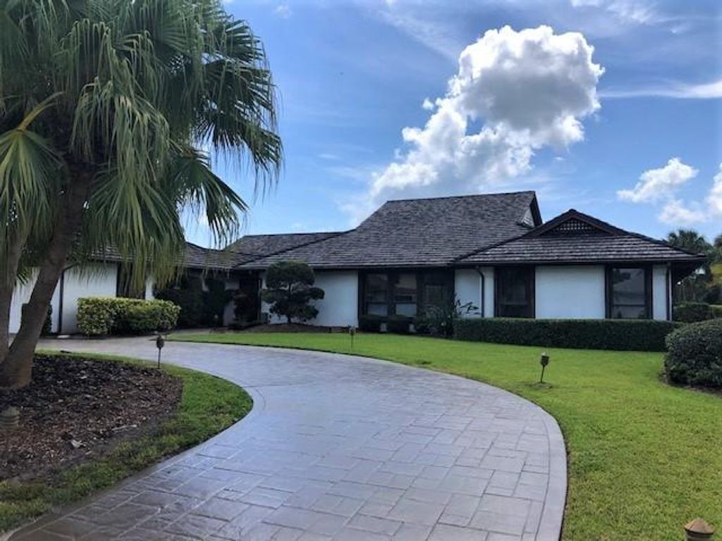 Photo of 3383 SE Fairway, Stuart, FL 34997 (MLS # F10284128)