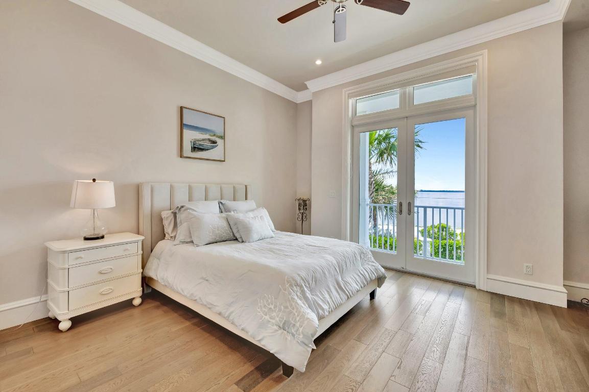 DIAMOND SANDS - Residential