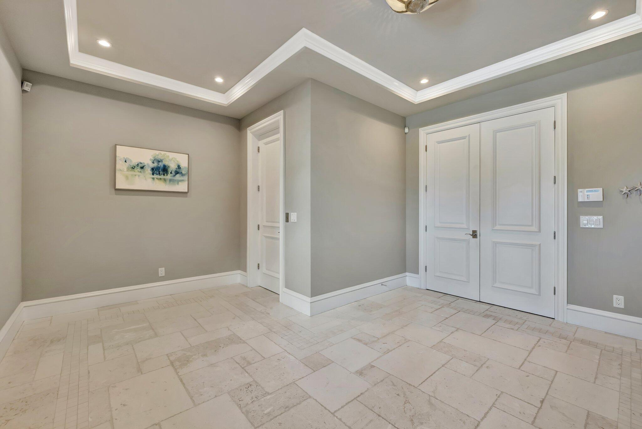 DIAMOND SANDS - Residential