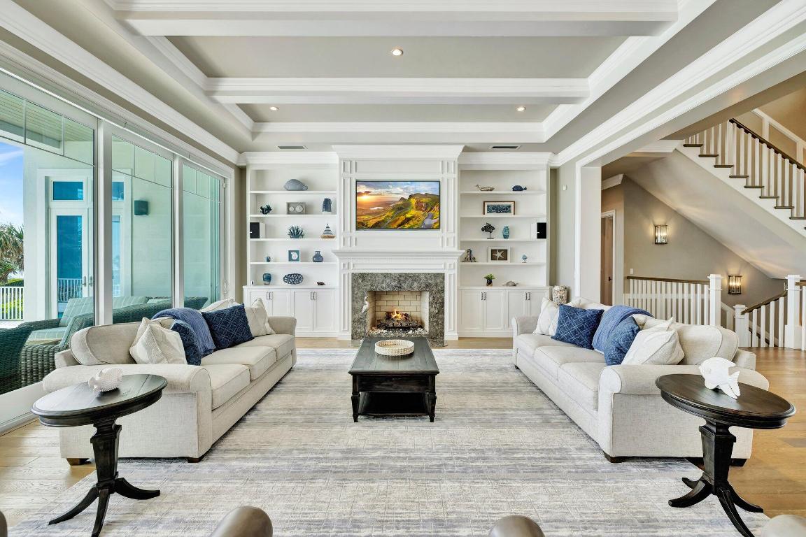 DIAMOND SANDS - Residential