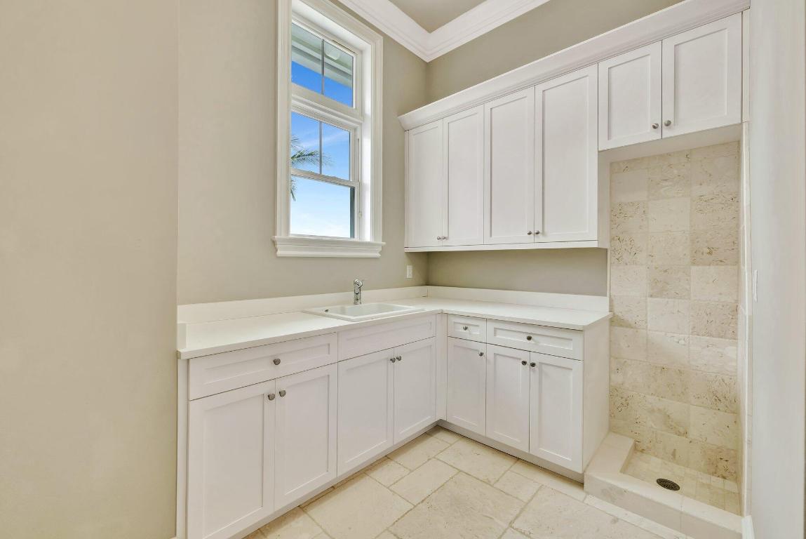 DIAMOND SANDS - Residential