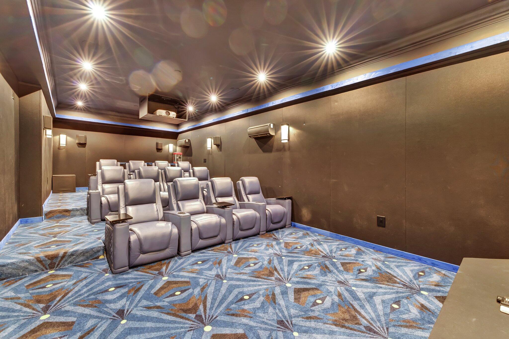 DIAMOND SANDS - Residential