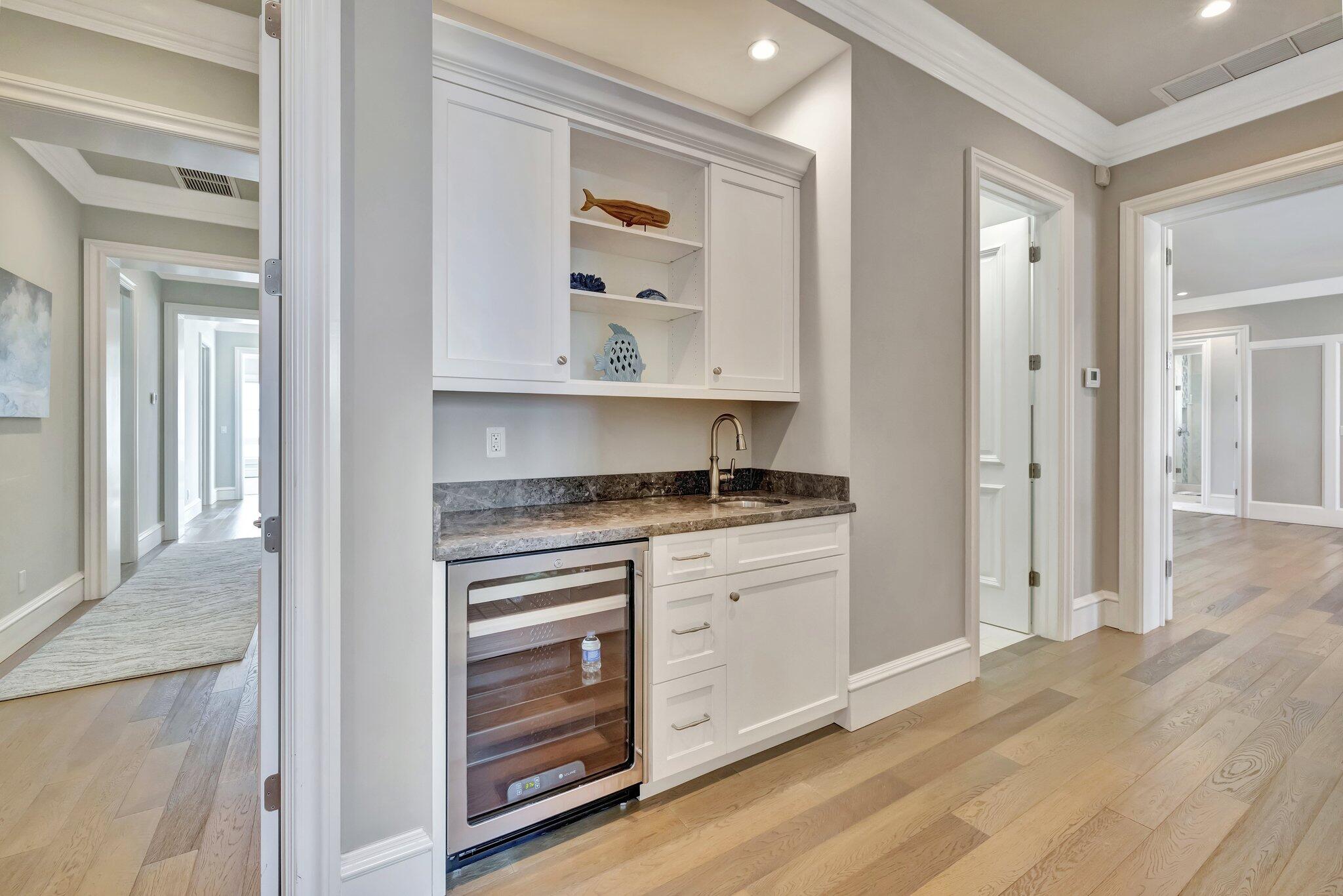 DIAMOND SANDS - Residential