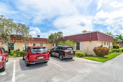 A home in Lake Worth