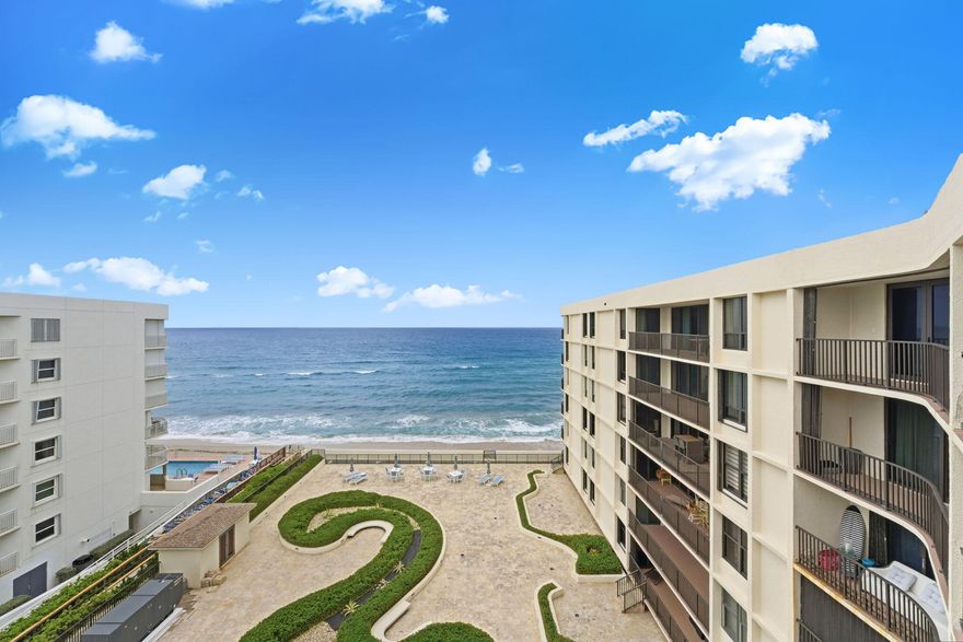 Available immediately as a furnished, seasonal rental! Gorgeous, oceanfront view!