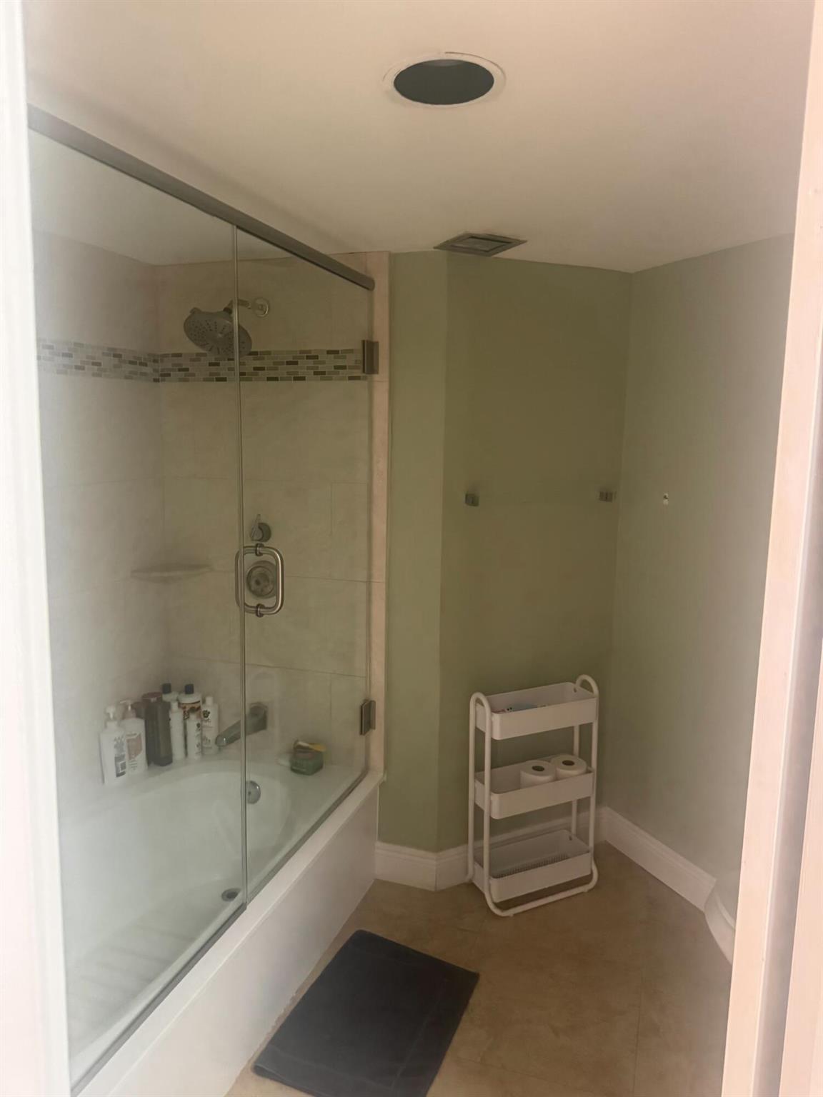 DUNE DECK OF THE PALM BEA - Residential Lease