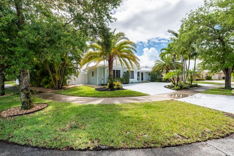 Tiny photo for 5930 NE 21st Lane, Fort Lauderdale, FL 33308 (MLS # B26013793)