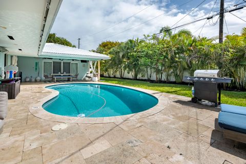 Tiny photo for 5930 NE 21st Lane, Fort Lauderdale, FL 33308 (MLS # B26013793)