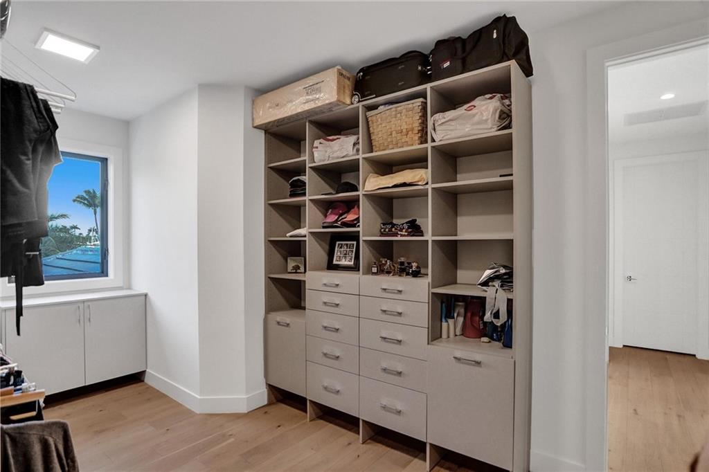 CORAL RIDGE - Residential