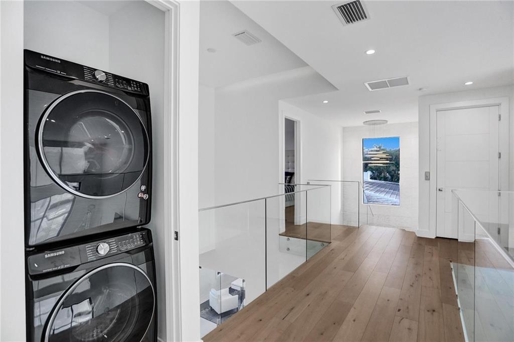 CORAL RIDGE - Residential