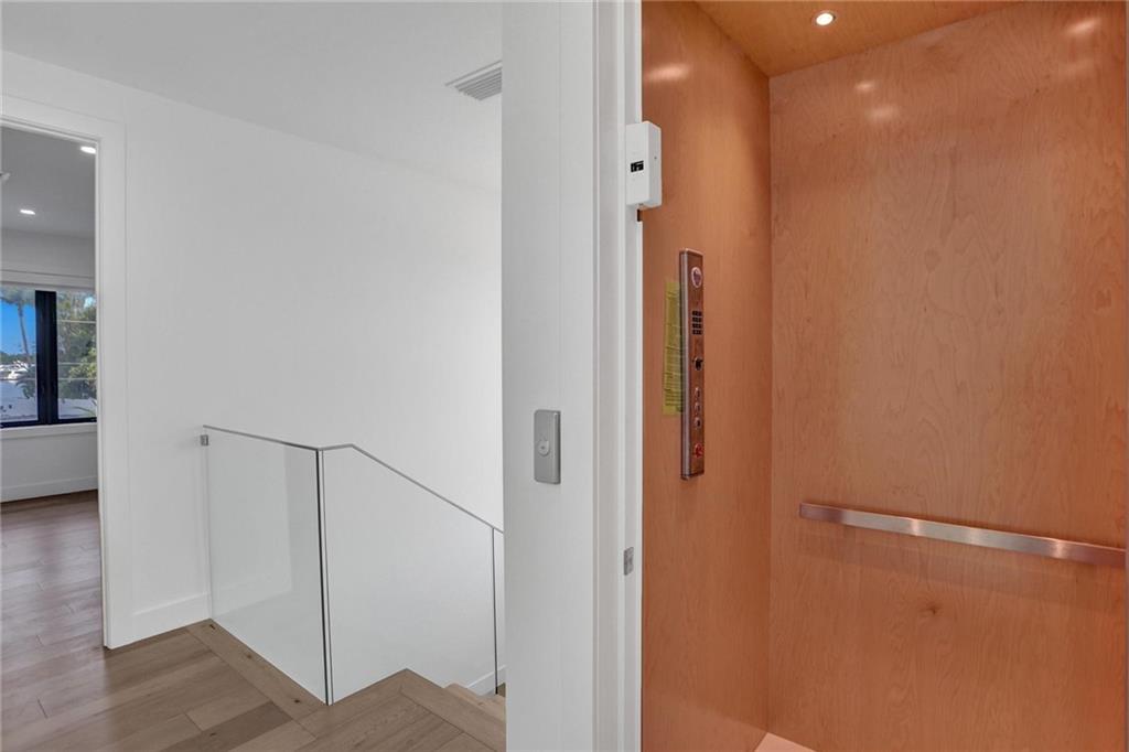 CORAL RIDGE - Residential