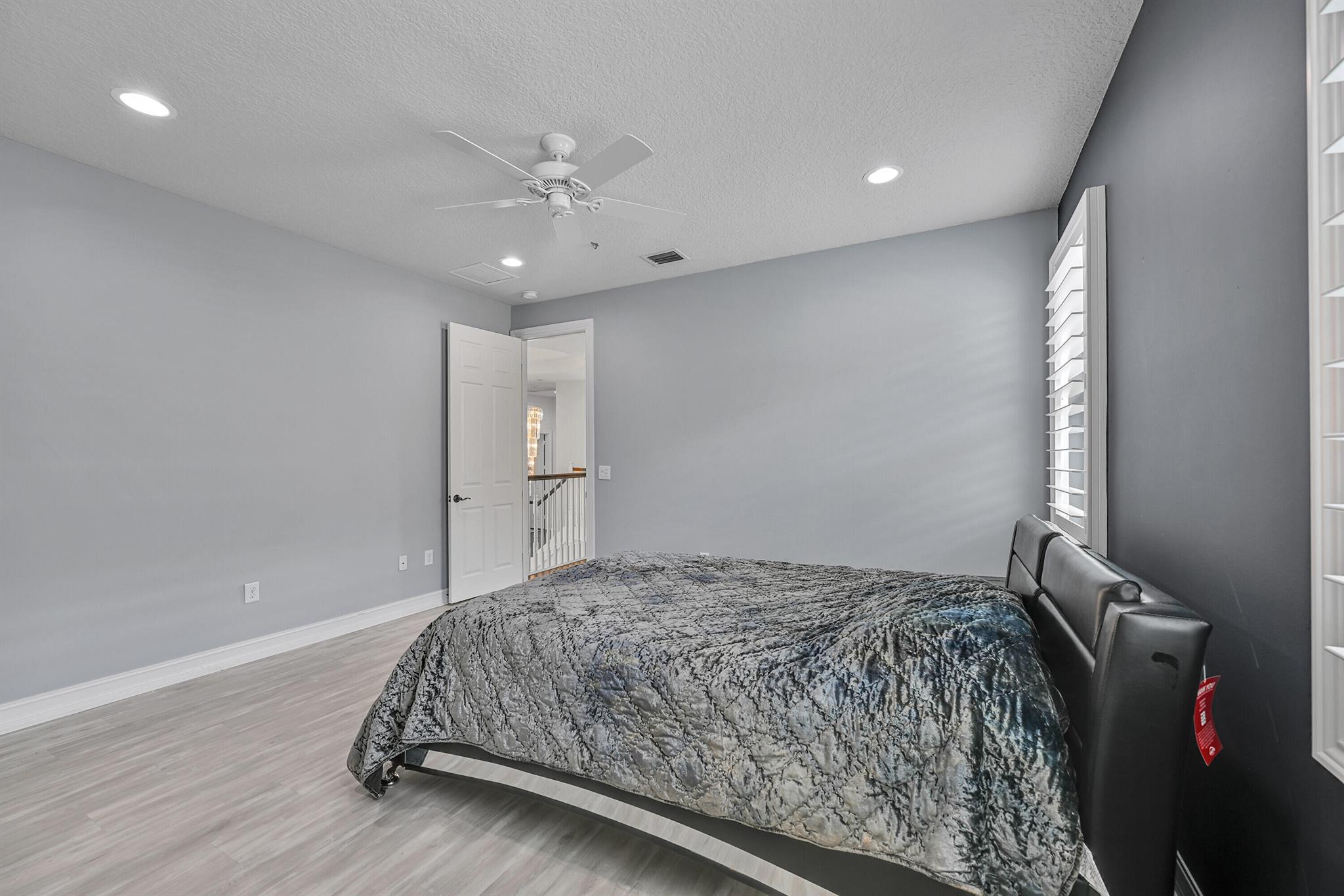 BRIDGES PL 3 - Residential Lease