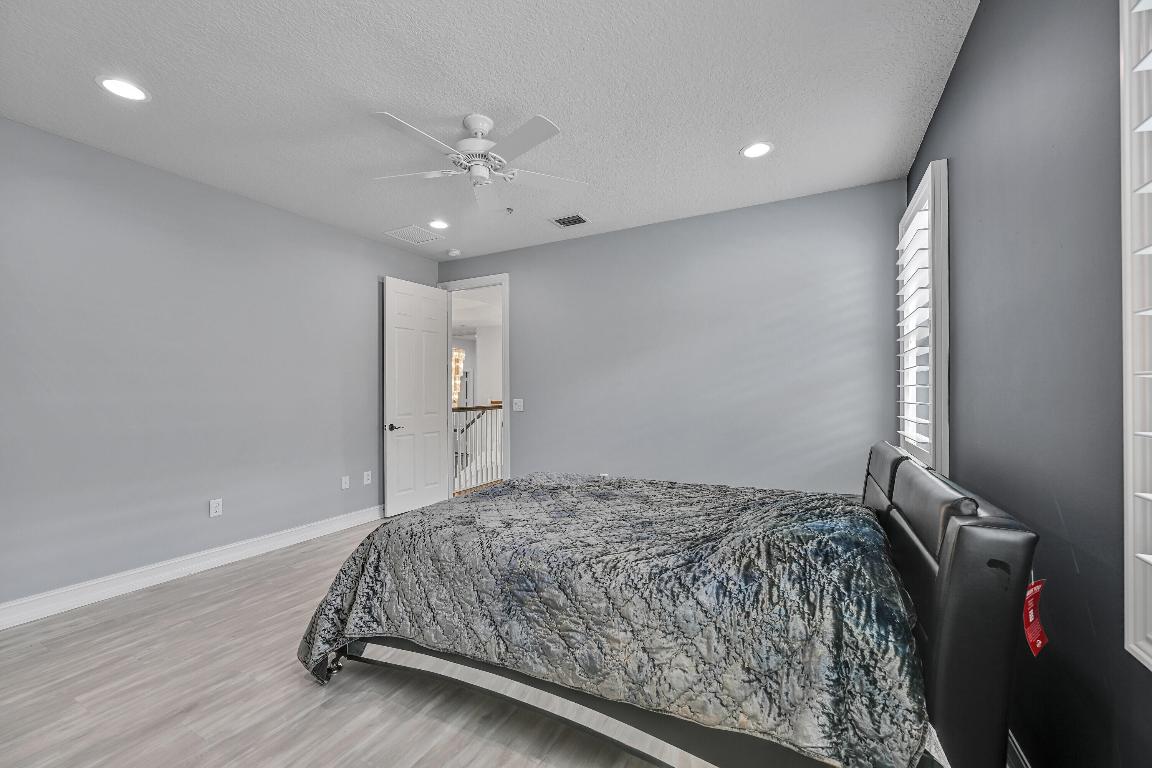 BRIDGES PL 3 - Residential Lease