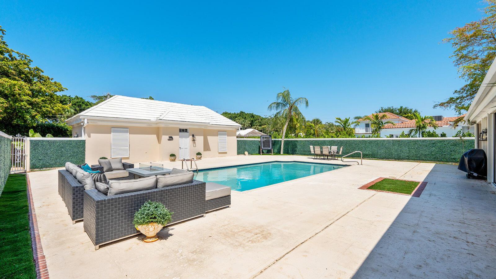 OLD PORT VILLAGE 1 A - Residential