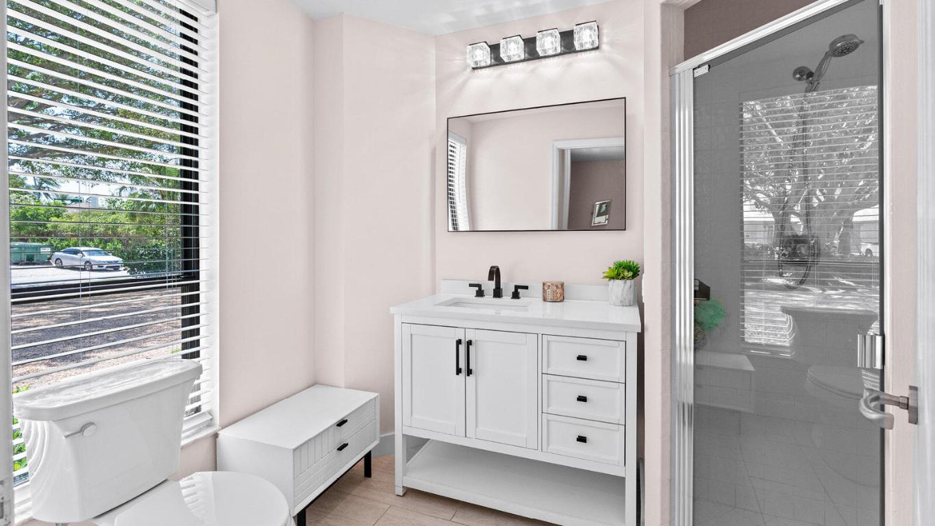 OLD PORT VILLAGE 1 A - Residential