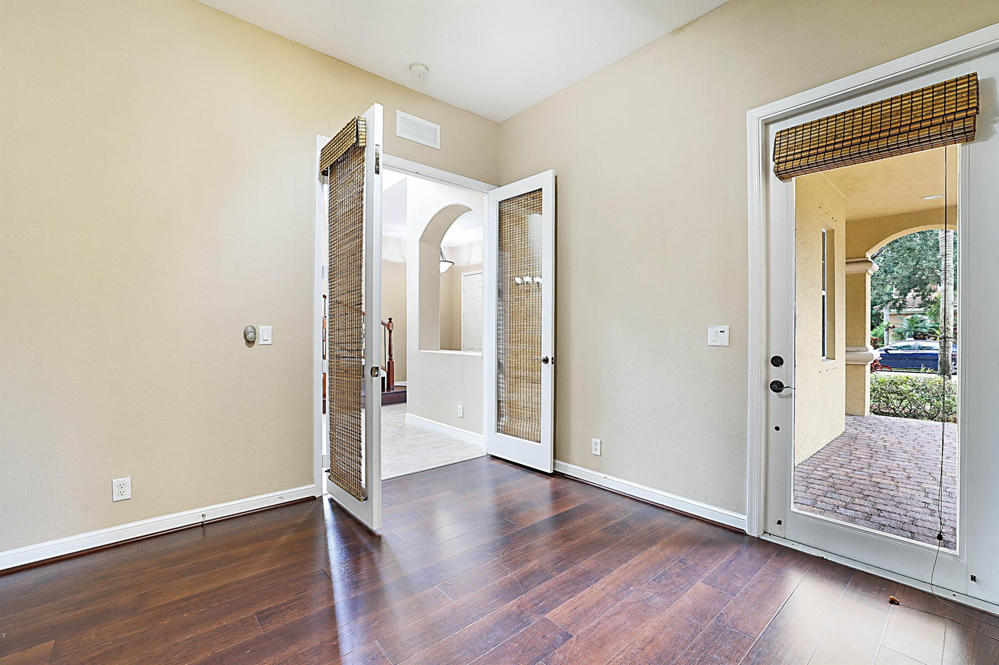 TERRACINA JOHNSON PROPERT - Residential Lease