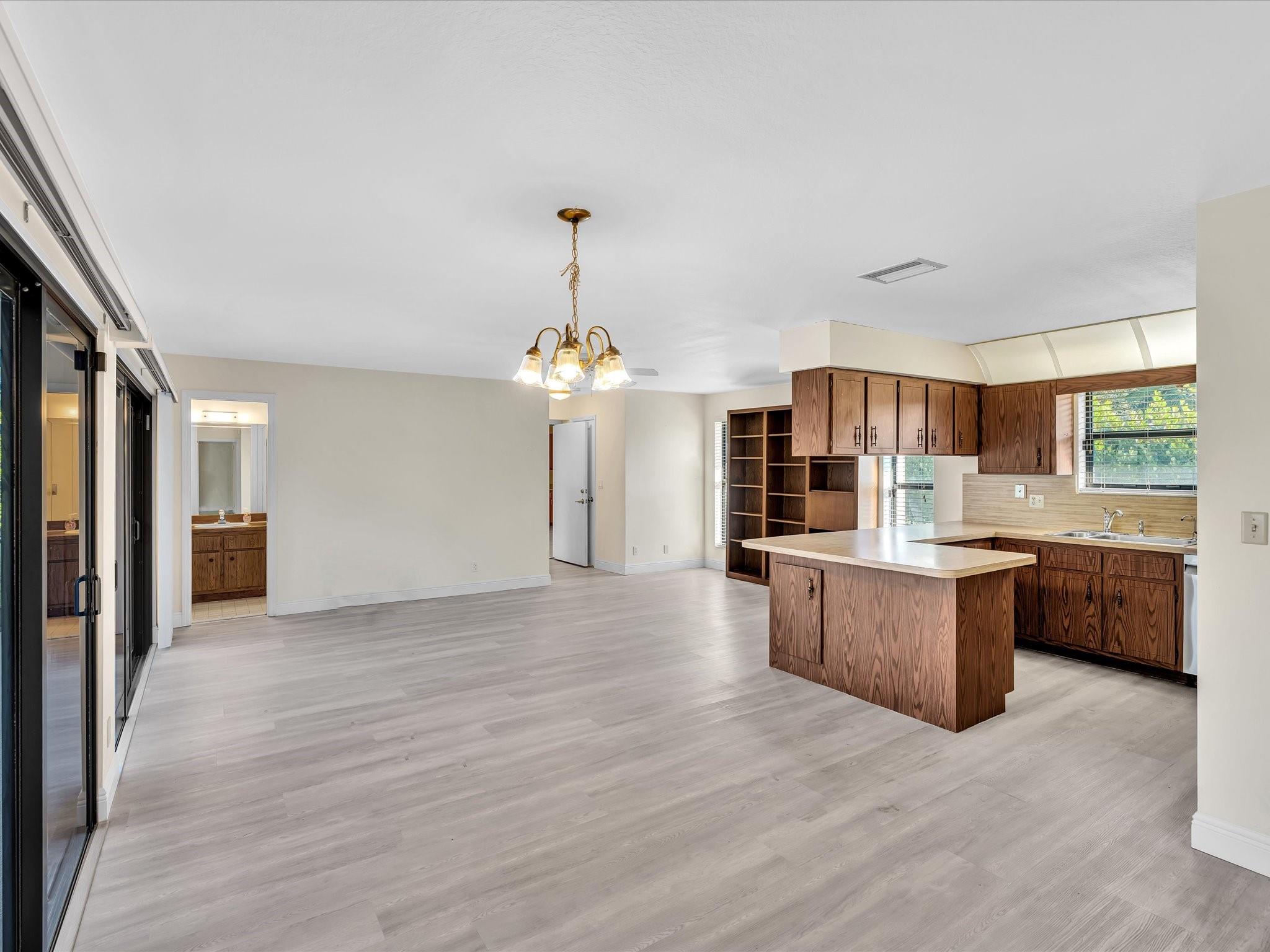Maple Wood/Treasure Island - Residential