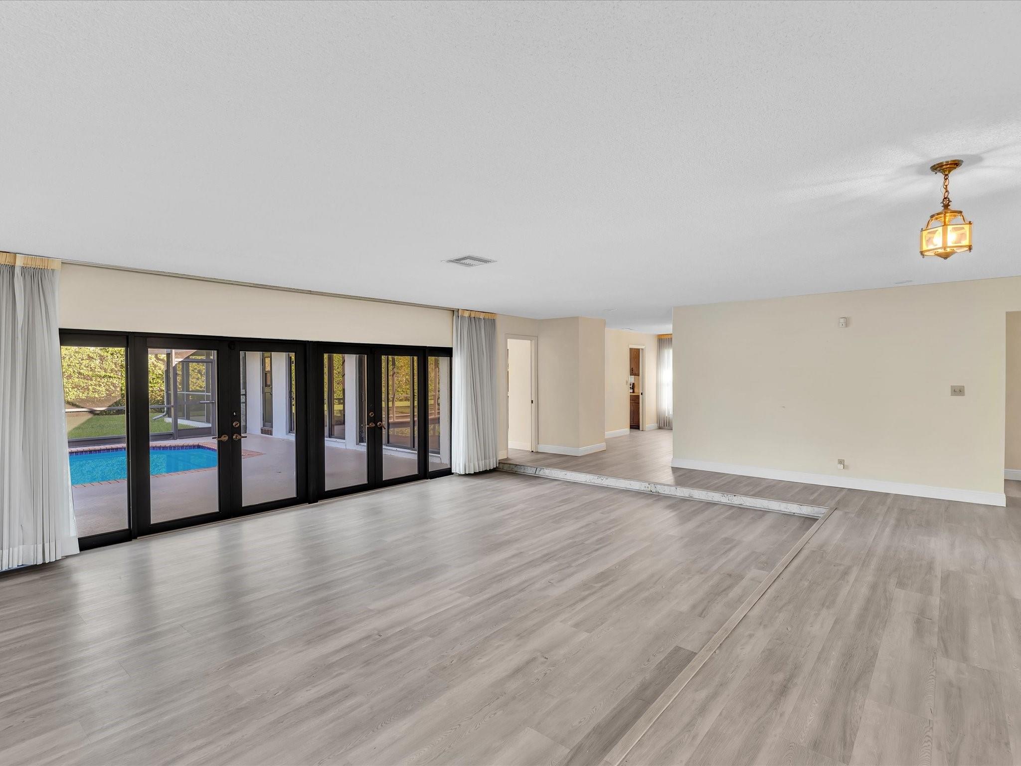 Maple Wood/Treasure Island - Residential