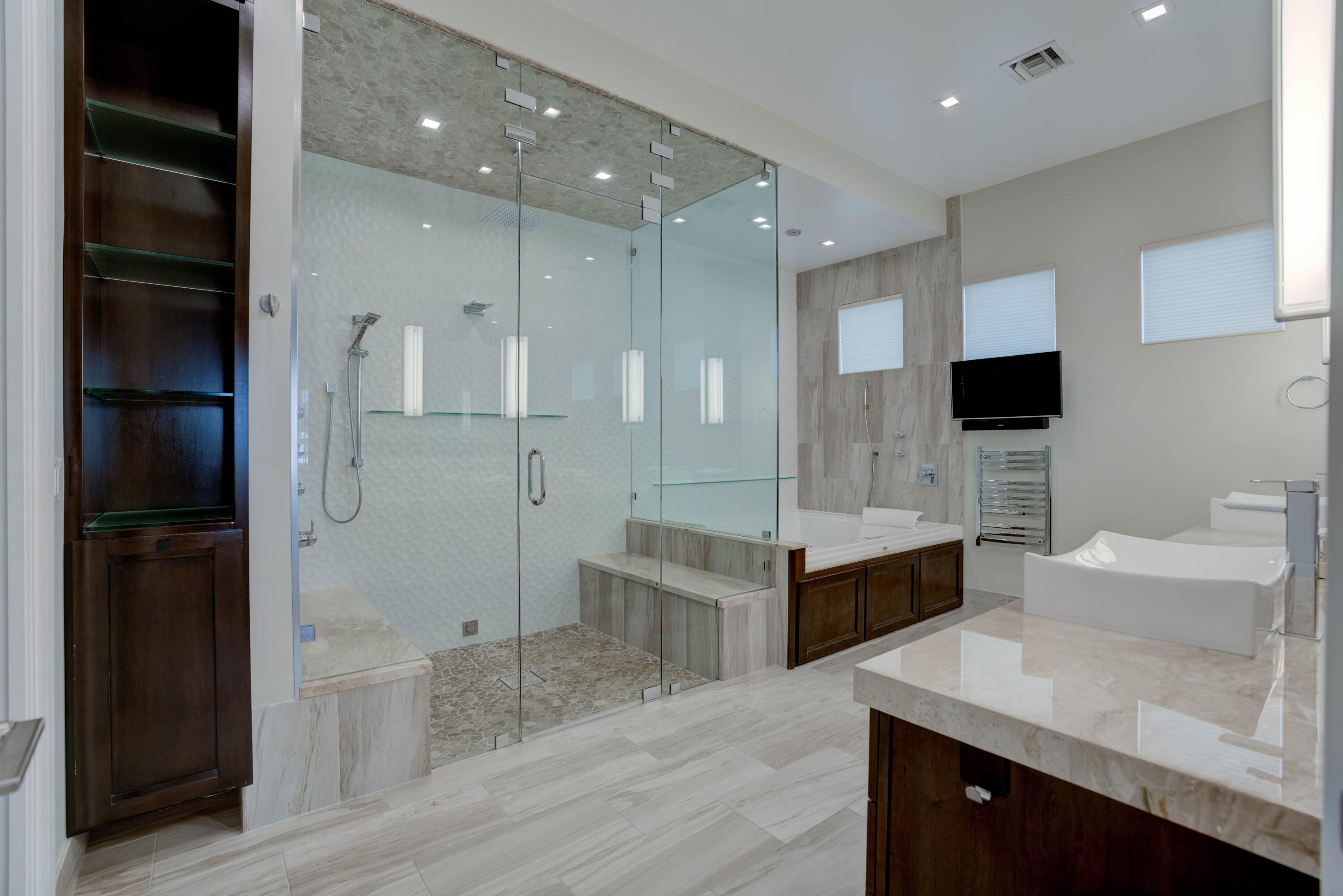 MAHEU ESTATES - Residential