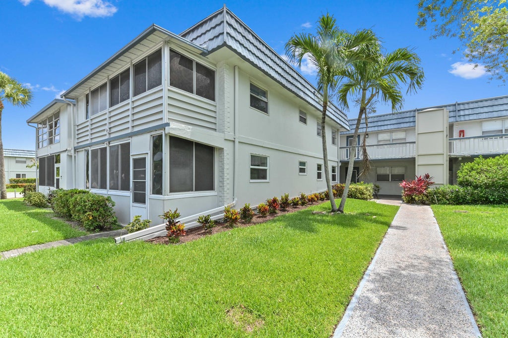 Photo of 160 Tuscany C, Delray Beach, FL 33446 (MLS # R11095605)