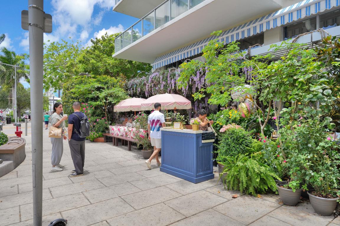 TWO MIDTOWN MIAMI CONDO - Residential