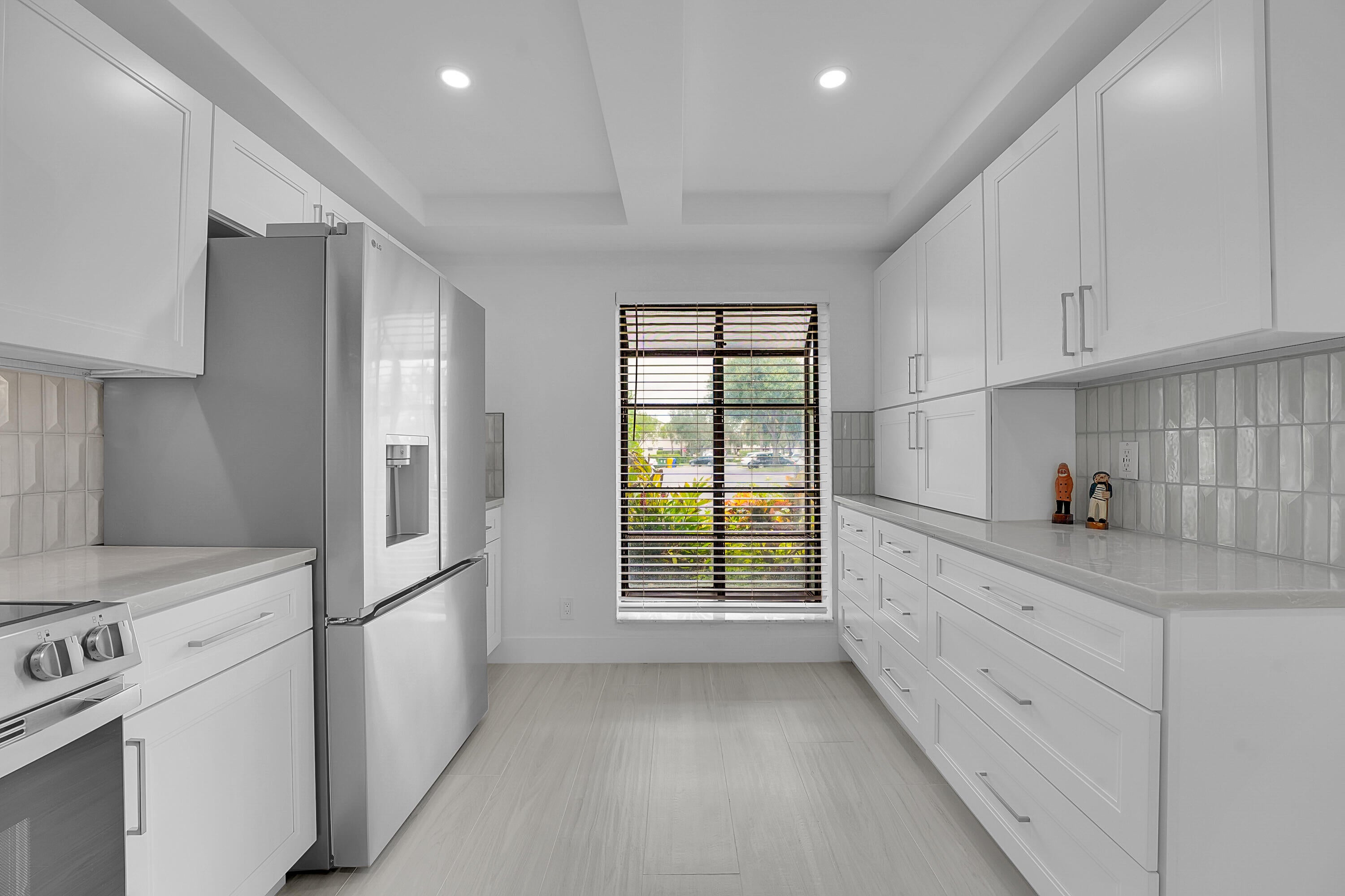 3373 LUCERNE PARK Drive, Greenacres, FL, 33467/$209,900 3 3373 LUCERNE PARK Drive