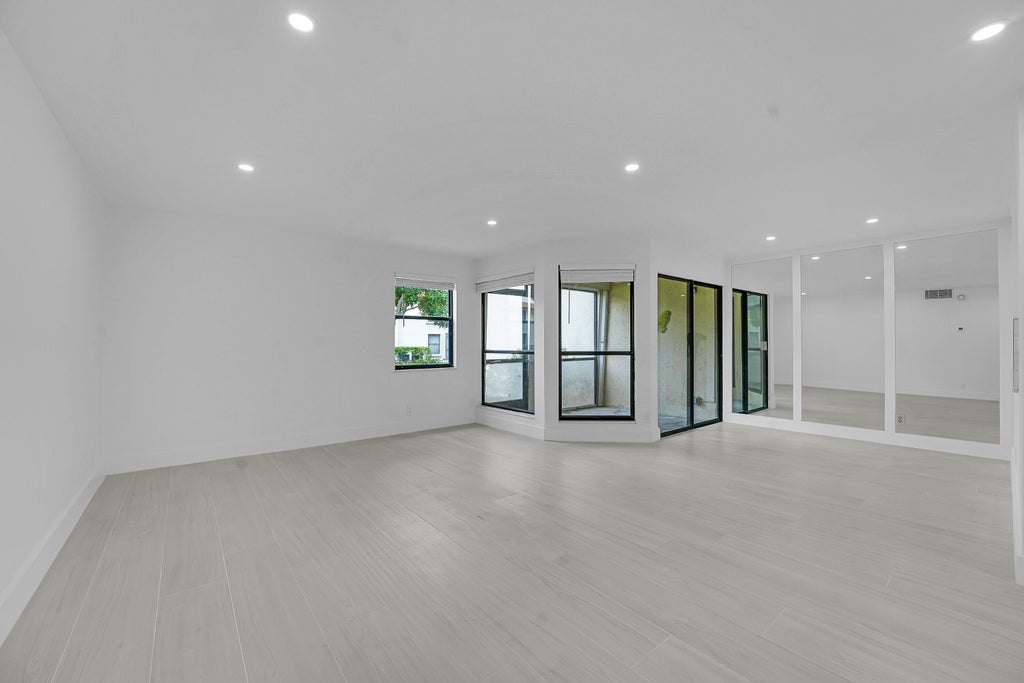 Photo of 3373 LUCERNE PARK Drive, Greenacres, FL 33467 (MLS # B26083178)