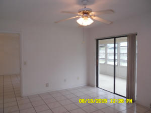 TWIN LAKES SOUTH & TOWN VILLAS CONDO - Residential